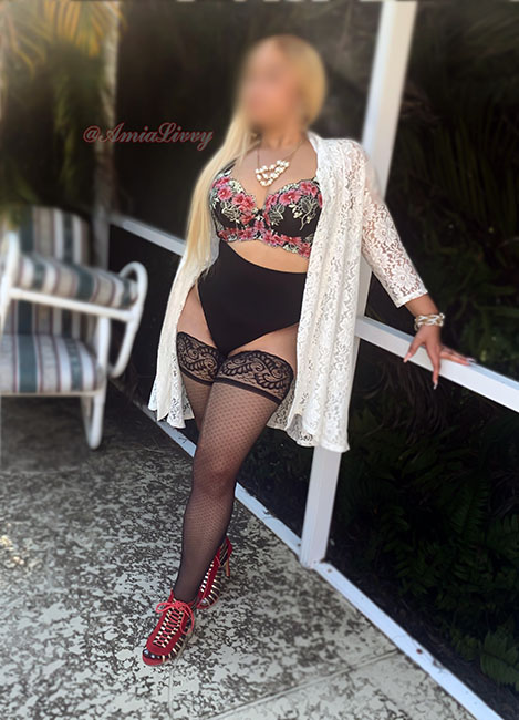 Mature Escort Paris