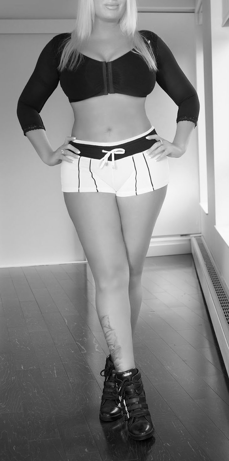 Adriana Mynx