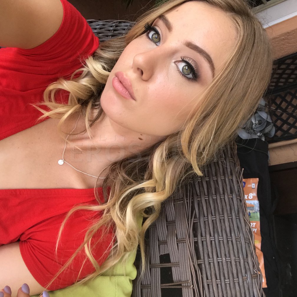 Adult Star Haley Reed