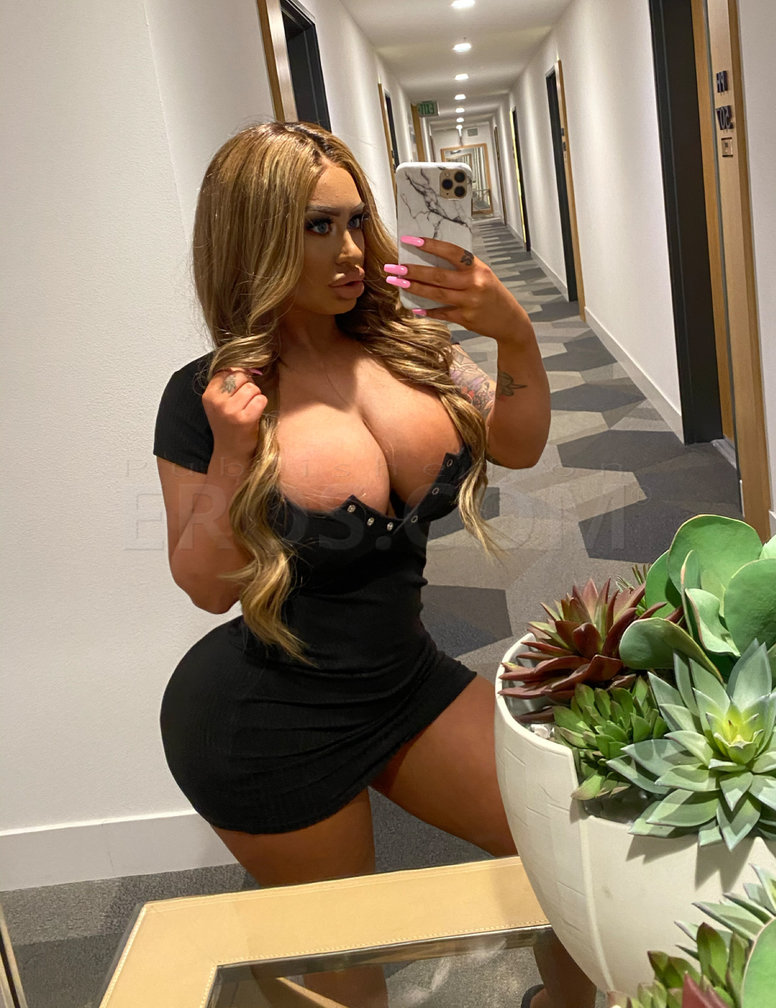 Brandi Bae Escort
