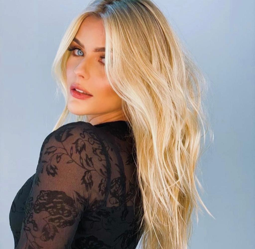 Lauren Brazilian